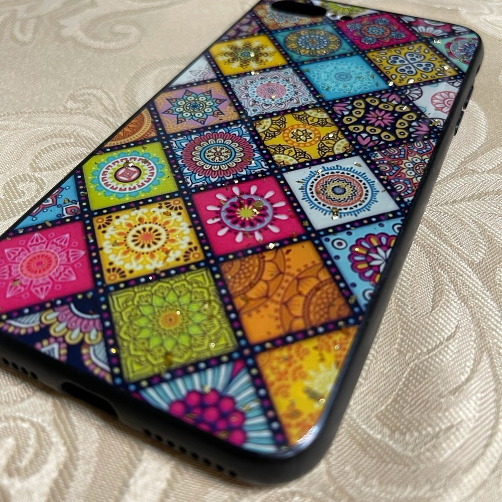 Multi-color Grid Flower Case for iPhone 7+ Retro